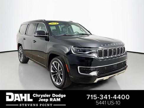 Used 2024 Jeep Wagoneer Series III w/ Premium Group I AWD/4WD image 1