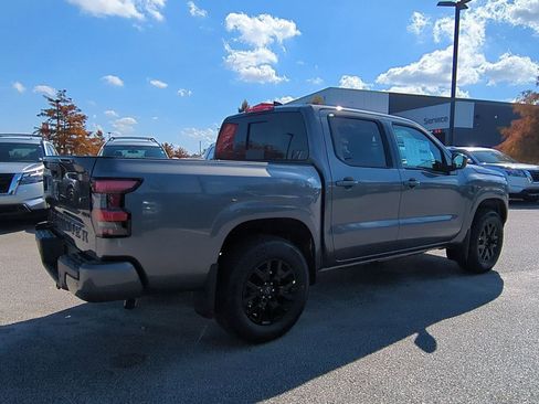 New 2026 Nissan Frontier SV image 4