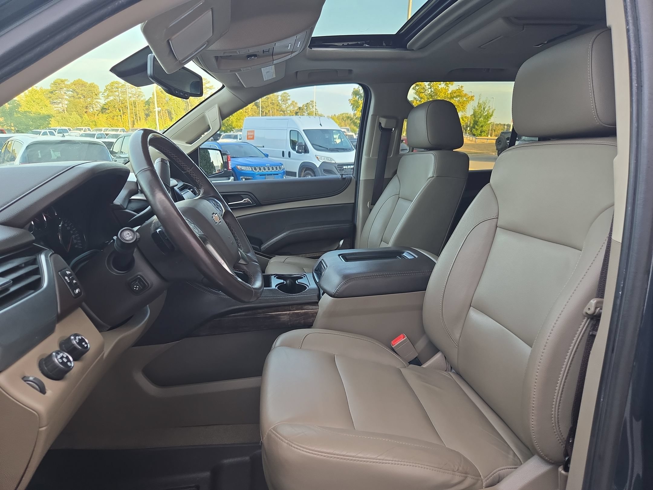 Used 2020 Chevrolet Tahoe LT AWD/4WD image 24