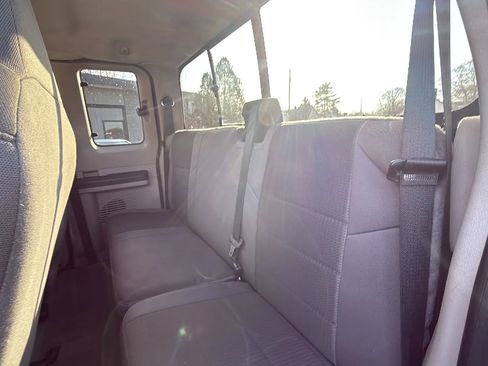 Used 2010 Ford F250 Lariat image 20