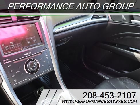 Used 2013 Ford Fusion Titanium image 17