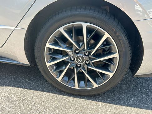 Used 2020 Hyundai Sonata Limited image 36