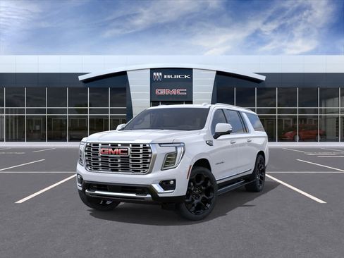 New 2026 GMC Yukon XL Denali w/ Denali Reserve Package AWD/4WD image 8
