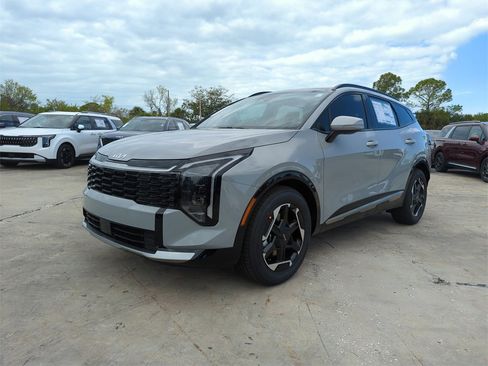 New 2026 Kia Sportage SX image 4