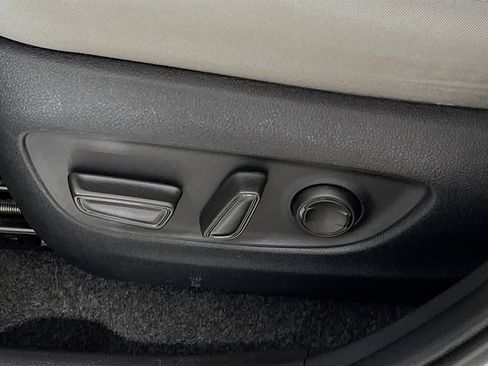 Used 2024 Toyota RAV4 XLE w/ Convenience Package image 16