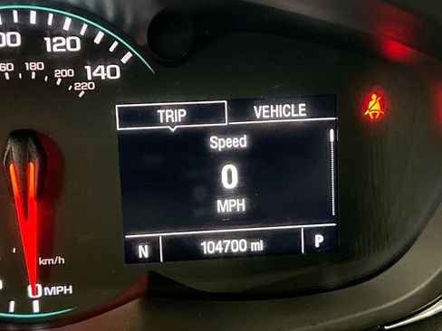 Used 2017 Chevrolet Trax LT w/ LT Convenience Package AWD/4WD image 13
