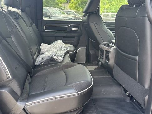 New 2026 RAM 3500 Laramie AWD/4WD image 16