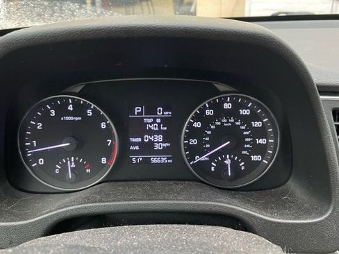 Used 2017 Hyundai Elantra SE image 11