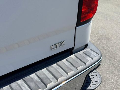 Used 2014 Chevrolet Silverado 1500 LTZ Z71 AWD/4WD image 13
