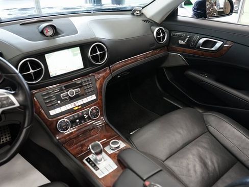 Used 2015 Mercedes-Benz SL 550 SL 550 image 17