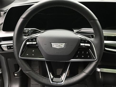 Used 2024 Cadillac Lyriq Luxury w/ LPO, Floor Liner Package image 28