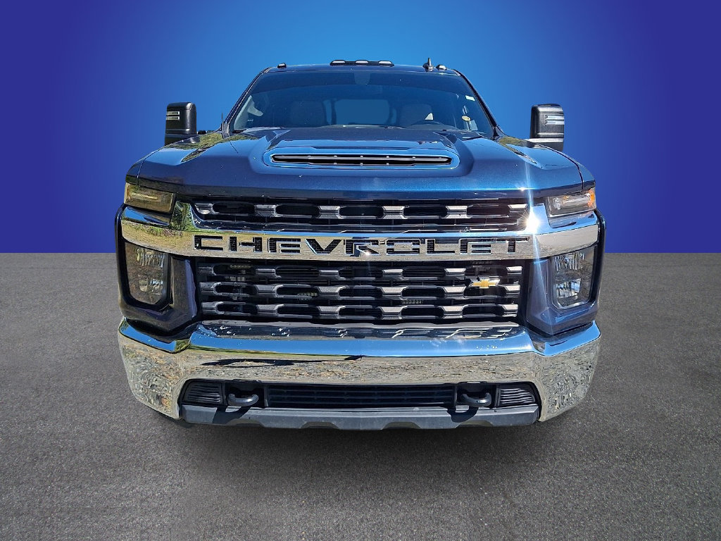 Used 2022 Chevrolet Silverado 3500 LT AWD/4WD image 2