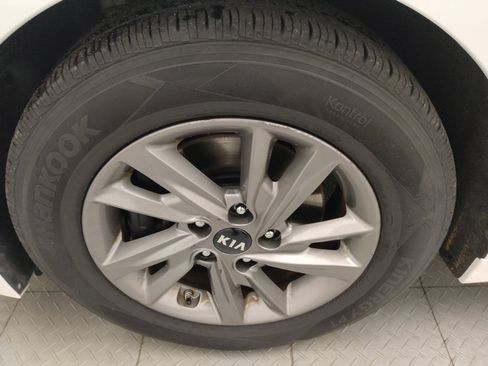 Used 2020 Kia Optima LX FWD image 31