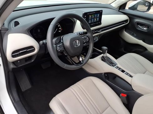 Used 2024 Honda HR-V EX-L image 13