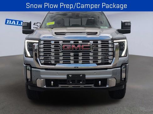 New 2026 GMC Sierra 2500 Denali w/ Technology Package AWD/4WD image 8