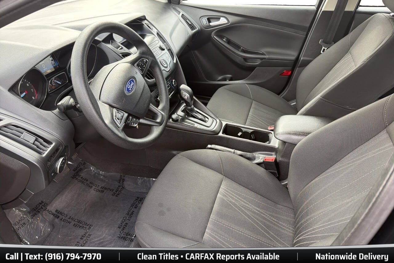 Used 2018 Ford Focus SE FWD image 13