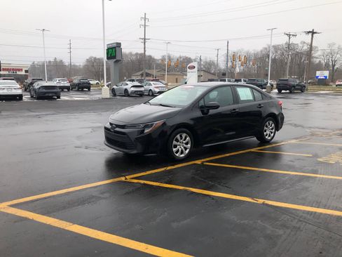 Certified 2024 Toyota Corolla LE image 5
