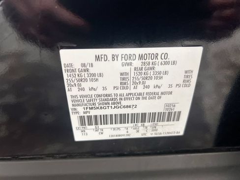 Used 2018 Ford Explorer Sport AWD/4WD image 29