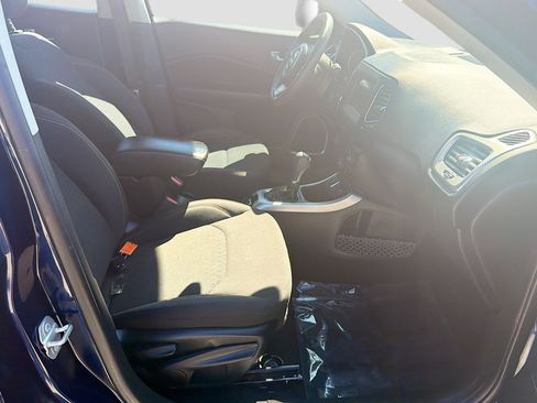 Used 2019 Jeep Compass Sport FWD image 33