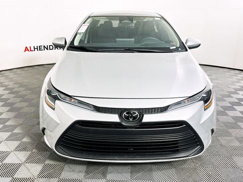 Certified 2025 Toyota Corolla LE image 8