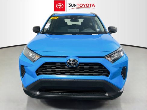 Used 2020 Toyota RAV4 LE FWD image 10