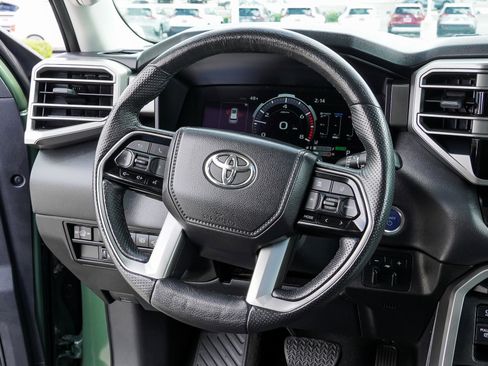 Certified 2023 Toyota Sequoia SR5 AWD/4WD image 34