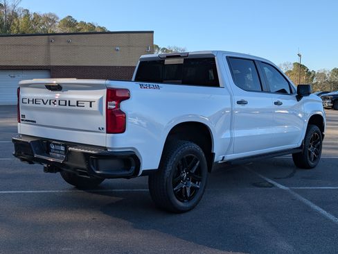 Used 2025 Chevrolet Silverado 1500 LT Trail Boss w/ LT Trail Boss Premium Package image 9
