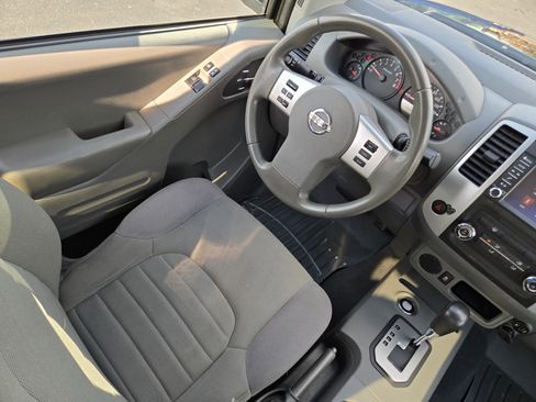 Used 2021 Nissan Frontier S w/ S Utility Package image 20