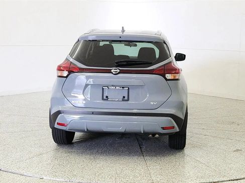 Used 2024 Nissan Kicks SV FWD image 7