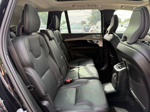 Certified 2024 Volvo XC90 T8 Ultimate w/ Protection Package Premier AWD/4WD image 12