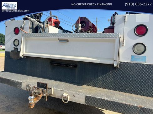 Used 2016 Ford F450 XL w/ Power Equipment Group RWD image 5