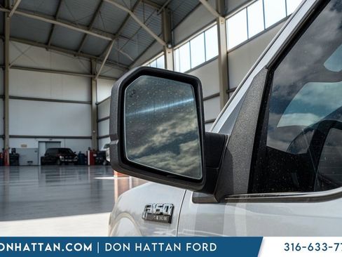 Used 2018 Ford F150 Platinum w/ Equipment Group 701A Luxury AWD/4WD image 31