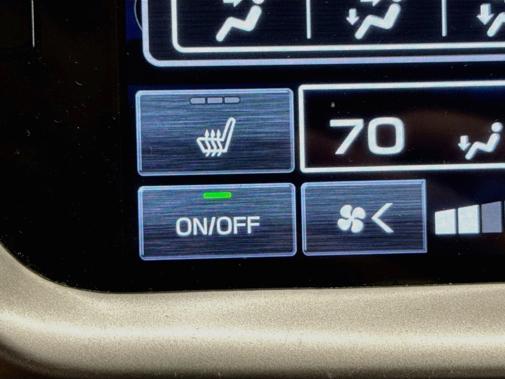 Certified 2022 Subaru Outback Limited AWD/4WD image 18