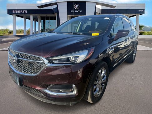 Used 2021 Buick Enclave Avenir w/ Avenir Technology Package image 4
