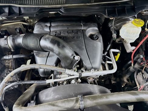 Used 2018 RAM 1500 Tradesman image 34