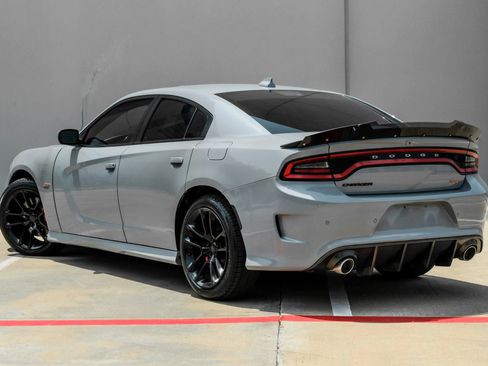 Used 2021 Dodge Charger Scat Pack w/ Plus Group RWD image 12
