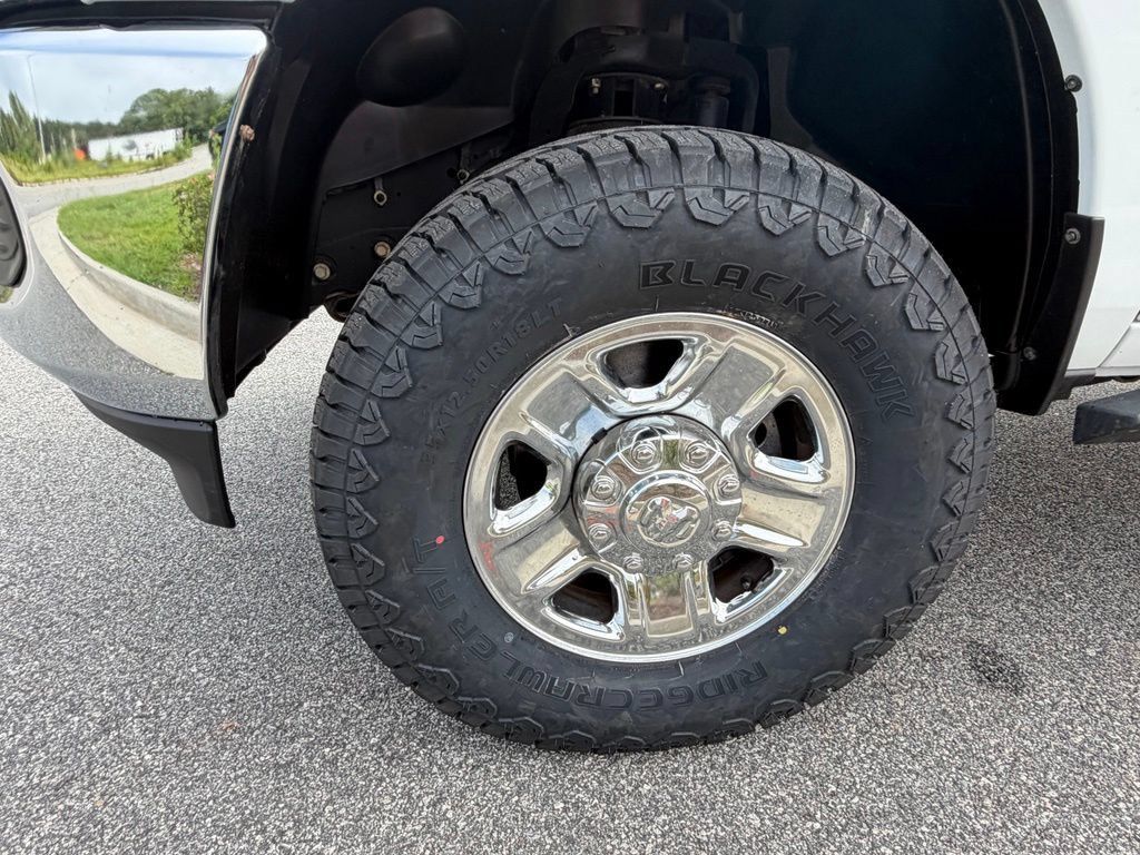 Used 2020 RAM 2500 Tradesman AWD/4WD image 4