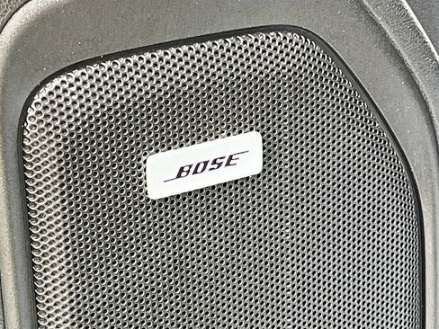 Used 2021 Chevrolet Silverado 1500 LT Trail Boss w/ Convenience Package II image 18