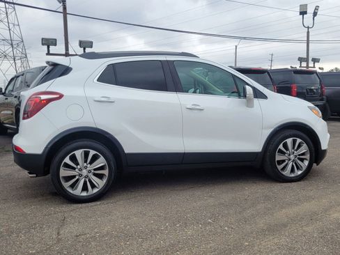 Used 2017 Buick Encore Preferred image 7