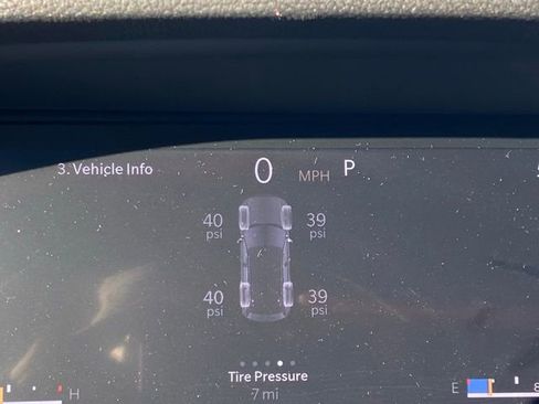 New 2025 Jeep Grand Cherokee Altitude AWD/4WD image 3