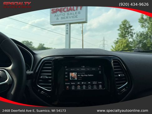 Used 2021 Jeep Compass Latitude AWD/4WD image 21