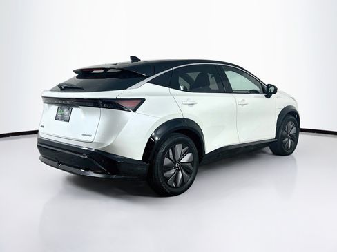 Used 2024 Nissan Ariya FWD image 9