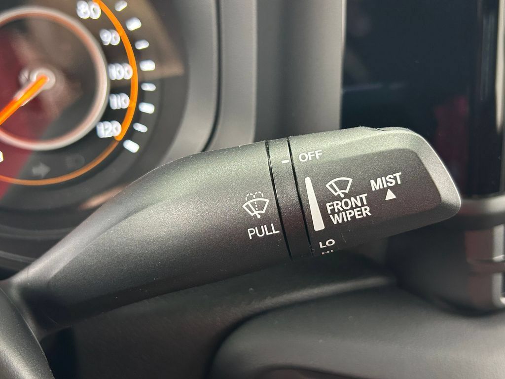 Used 2024 Jeep Gladiator Mojave AWD/4WD image 25