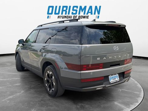 Used 2024 Hyundai Santa Fe SEL FWD image 4