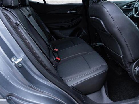 Used 2020 Buick Encore GX Select w/ Sport Touring Package image 25