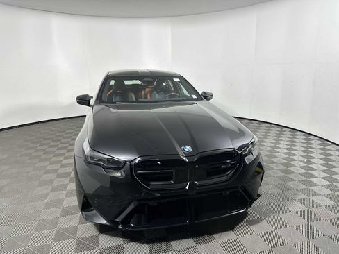 New 2026 BMW M5 w/ Carbon Package image 6