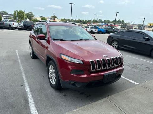 Used 2014 Jeep Cherokee Latitude AWD/4WD image 21