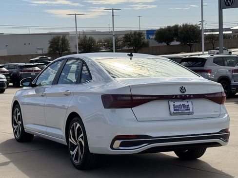 New 2026 Volkswagen Jetta SEL image 6