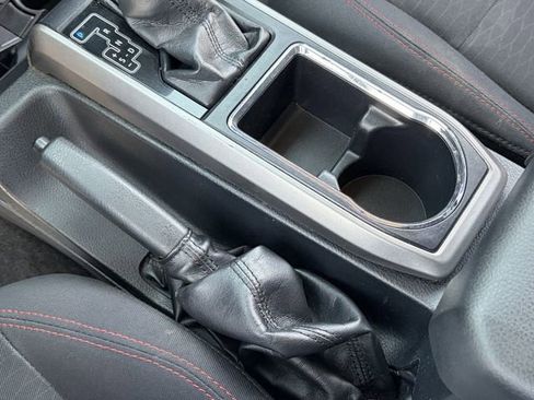 Used 2019 Toyota Tacoma SR5 RWD image 31