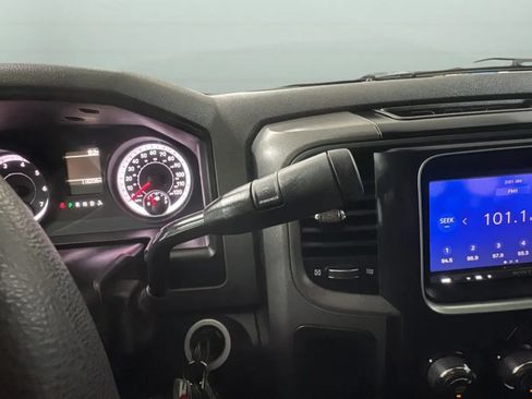 Used 2013 RAM 1500 Express RWD image 11